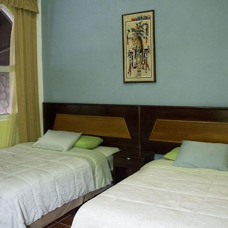 Hotel Ribiera Del Lago Peten Itza San Roman Екстериор снимка