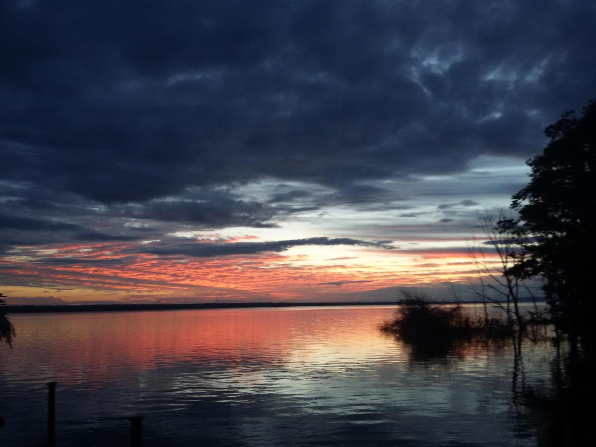 Hotel Ribiera Del Lago Peten Itza San Roman Екстериор снимка