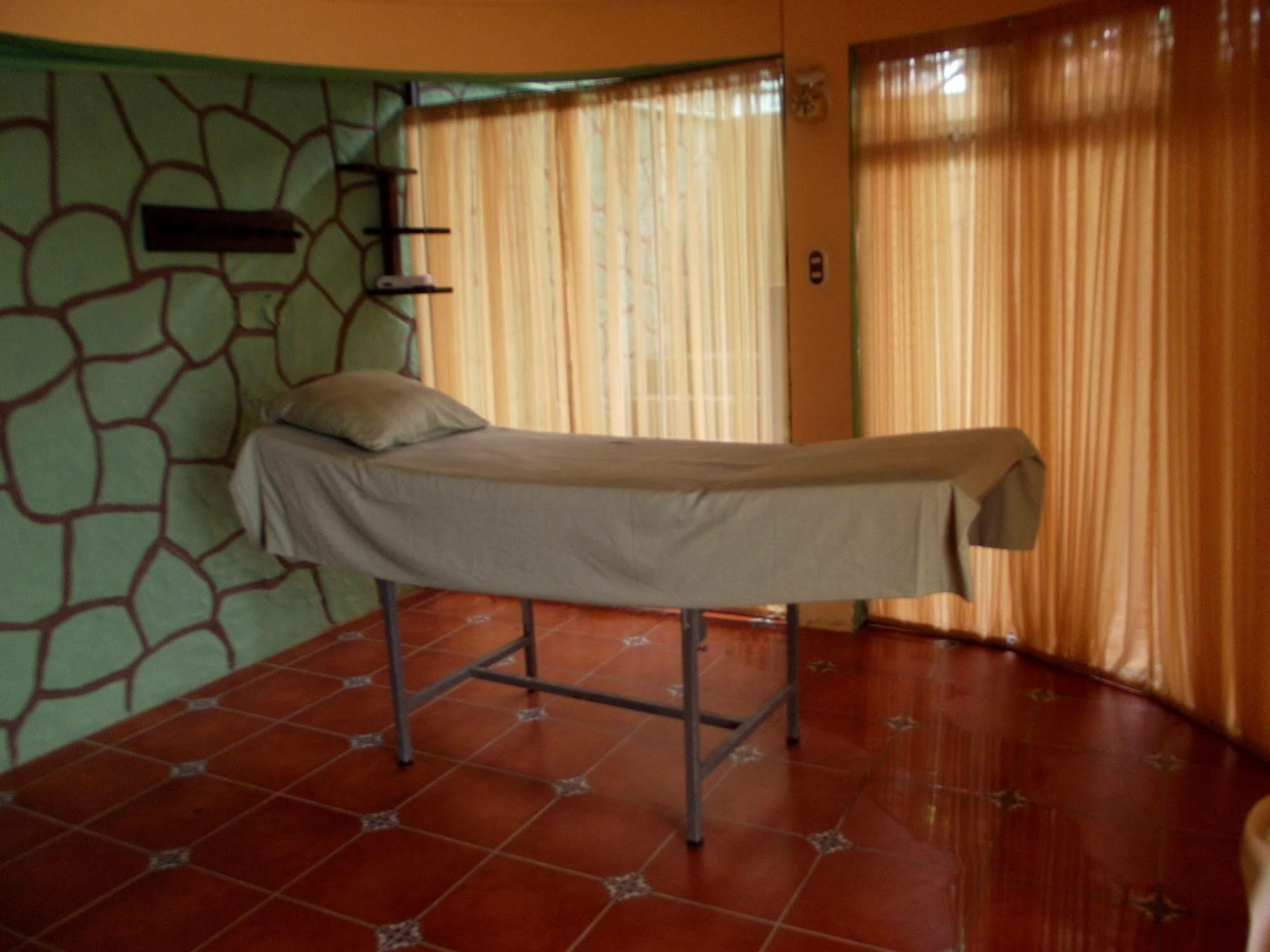 Hotel Ribiera Del Lago Peten Itza San Roman Екстериор снимка